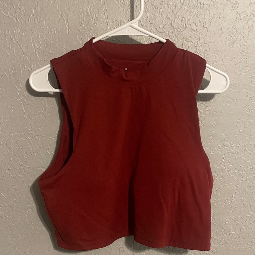 NWOT ANTONIO MELANI Sleeveless Burgundy Crop Top